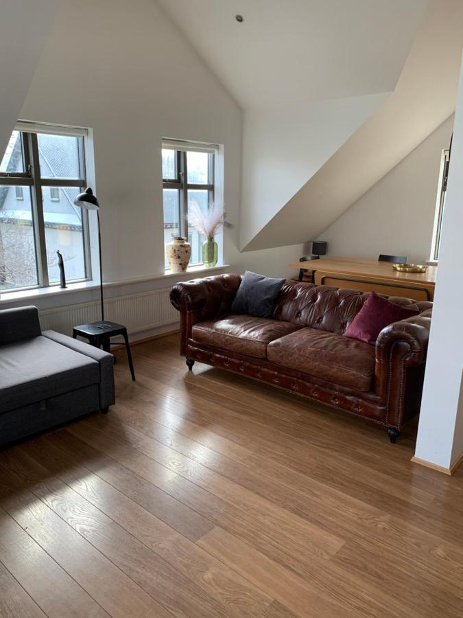 Mengi Apartments Reykjavík Exteriör bild